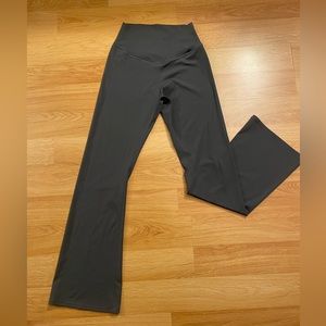 Yoga pants charcoal gray
